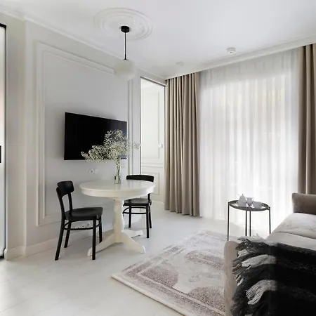 Apartment Szwarc