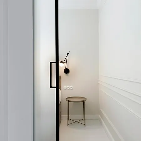 Szwarc Apartment *