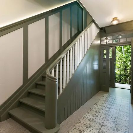 Szwarc By Elite * Sopot