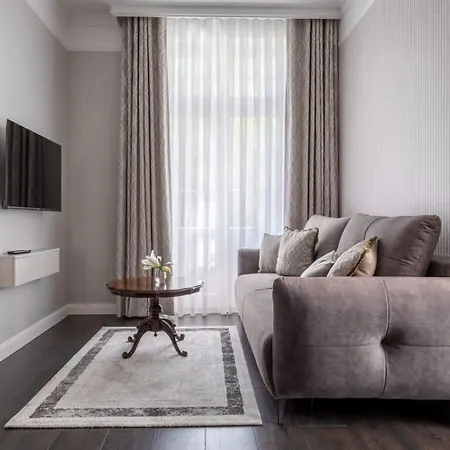 Szwarc By Elite Sopot